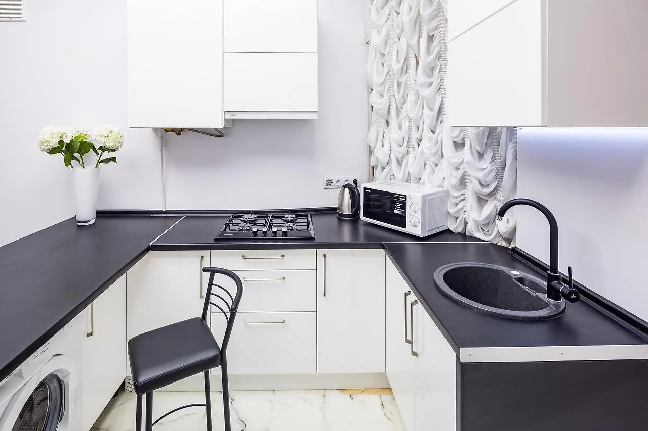 Designer Apartment Зі Світлом! Lviv Ukraine