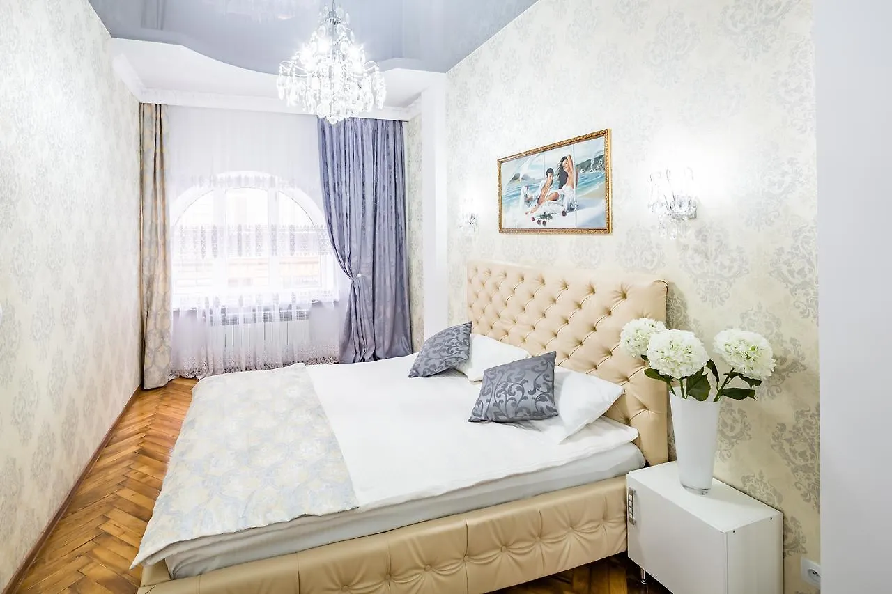 Designer Apartment Зі Світлом! Lviv